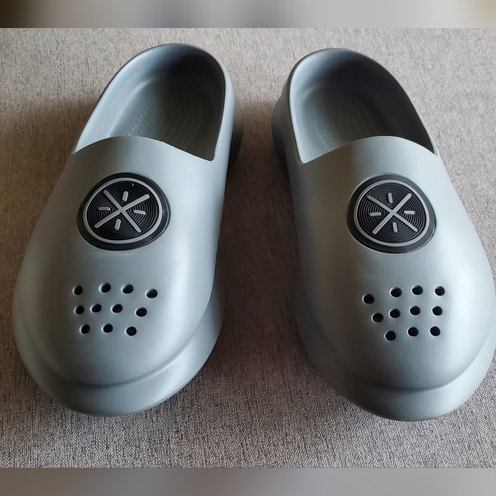 Way of Wade Gray Slides